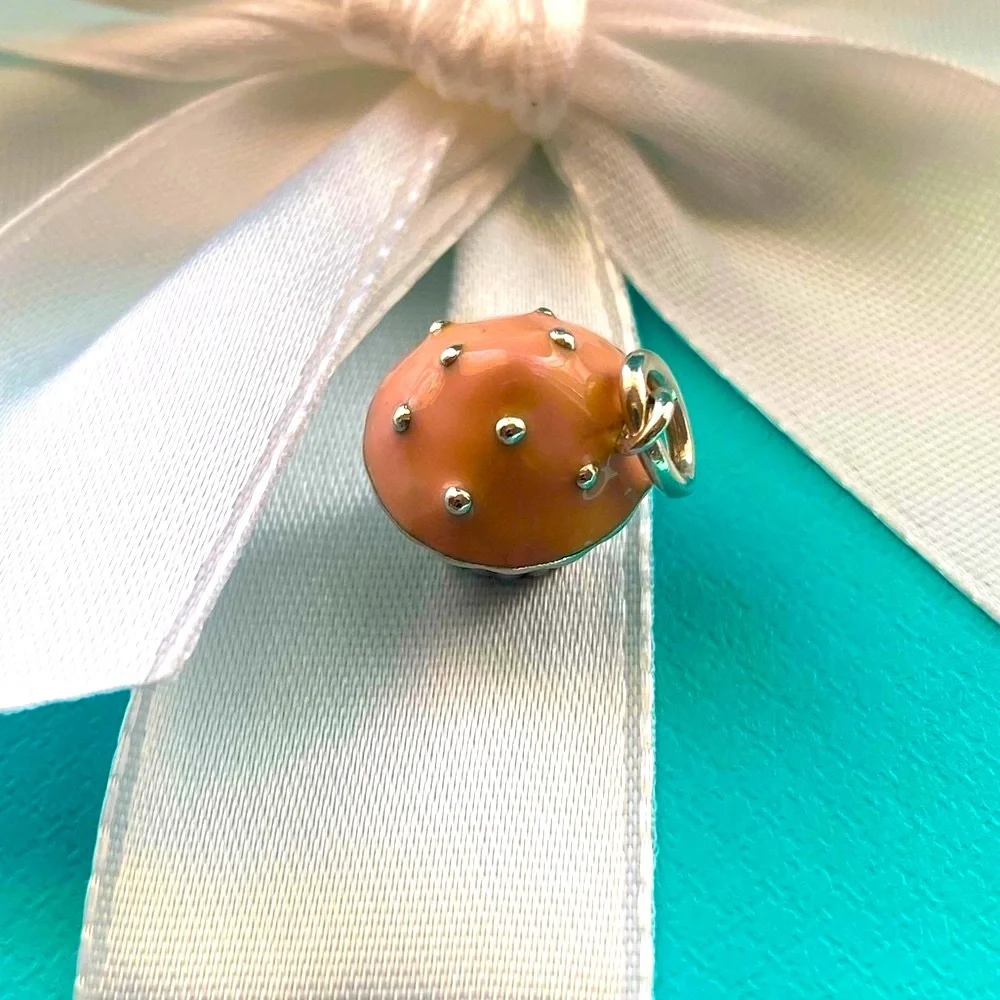 Cupcake‎ charm
